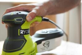 Location outil Ponceuse excentrique vibrante  Ryobi près de Beausoleil