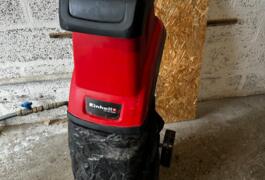 Location outil Broyeur de végetaux électrique Einhell près de Décines-Charpieu