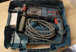 Location outil Burineur perforateur électrique Bosch près de Villiers-le-Bel