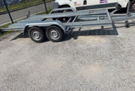 Location outil Remorque porte voiture Plus de 750kg près de Mérignac