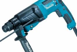 Location outil Perforateur électrique Makita près de Vernoil le fourrier