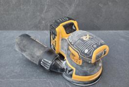 Location outil Ponceuse batterie Dewalt près de Givors