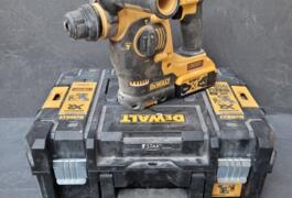 Location outil Perforateur burineur électrique Dewalt près de Givors