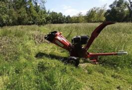 Location outil Broyeur de végetaux Thermique près de Chabanais