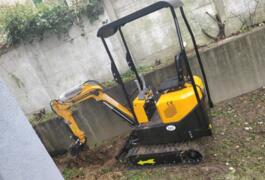 Location outil Mini pelle Avec Livraison près de Vincennes