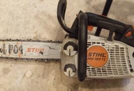 Location outil Tronçonneuse élagueuse Thermique Stihl près de Amiens