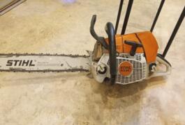 Location outil Tronçonneuse à bois Thermique Stihl près de Amiens