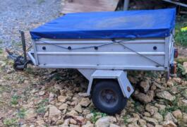 Location outil Remorque Moins de 750kg près de Poitiers