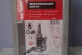 Location outil Cric Hydraulique près de Beynes