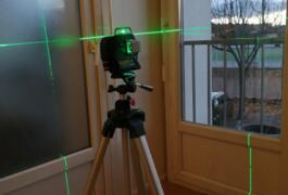Location outil Niveau laser  Bosch près de Caluire et cuire