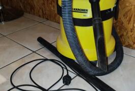 Location outil Aspirateur eau poussière électrique Karcher près de Toulouse