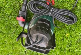 Location outil Pompe immergée  Parkside près de Le croisty