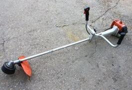 Location outil Débroussailleuse Thermique Stihl près de Masevaux-Niederbruck