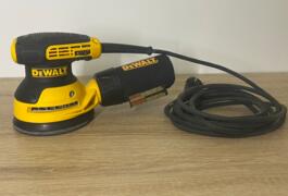Location outil Ponceuse électrique Dewalt près de Tourcoing
