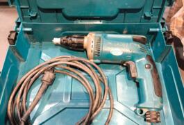 Location outil Visseuse à placo électrique Makita près de Charleville-Mézières