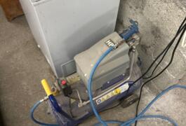 Location outil Compresseur électrique près de Landaul