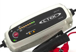 Location outil Chargeur de batterie électrique près de Créteil