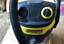 Location outil Aspirateur électrique Karcher près de Poulx