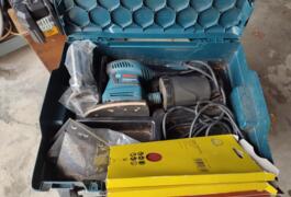 Location outil Ponceuse bordureuse  Dewalt près de Le Cannet