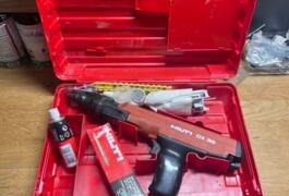 Location outil Pistolet à clous Gaz Hilti près de Tours