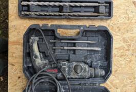 Location outil Perceuse à percussion électrique près de Cirfontaines-en-Azois