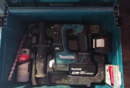 Location outil Perforateur électrique Makita près de Martillac