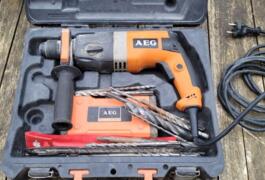 Location outil Perforateur électrique Aeg près de Tessancourt sur aubette