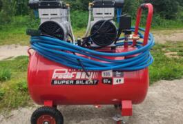 Location outil Compresseur électrique près de Ploumoguer