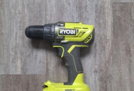 Location outil Visseuse perceuse Sans-fil Ryobi près de La Talaudière