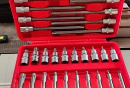 Location outil Embout torx mécanique  près de Le Mesnil-au-Val