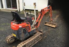 Location outil Mini pelle 1T  Kubota près de St georges montcocq