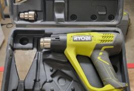 Location outil Décapeur thermique électrique Ryobi près de Coise-Saint-Jean-Pied-Gauthier
