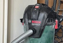 Location outil Aspirateur eau poussière électrique Bosch près de Antony