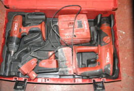 Location outil Coffret per  Hilti près de Cenon