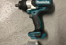 Location outil Visseuse à choc électrique Makita près de Puteaux