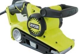 Location outil Ponceuse à ruban  Ryobi près de Bellevigne en layon