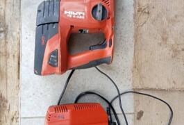 Location outil Perforateur à percussion électrique Hilti près de Bordeaux