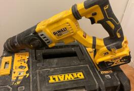 Location outil Perforateur électrique Dewalt près de Colombes