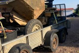 Location outil Remorque double essieux Plus de 750kg près de Saint-Ouen-sur-Loire