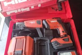 Location outil Visseuse à placo électrique Hilti près de Montesquieu-des-Albères