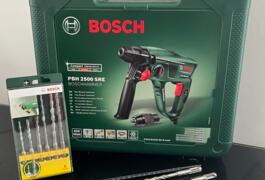 Location outil Perceuse à percussion électrique Bosch près de Villejuif