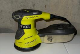 Location outil Ponceuse électrique Ryobi près de Varzay
