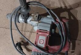 Location outil Perforateur burineur électrique  près de Saint-Rémy