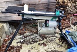 Location outil Fendeuse de buches électrique Fartools près de Chauzon