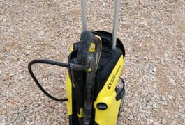 Location outil Nettoyeur haute pression  Karcher près de Saint-Étienne-du-Bois