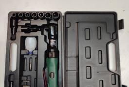 Location outil Coffret clés à douilles pneumatique Coffret près de St thomas