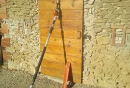 Location outil Taille haie sur perche électrique Stihl près de Magrin