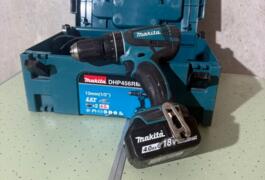 Location outil Visseuse perceuse Sans-fil Makita près de Nantes