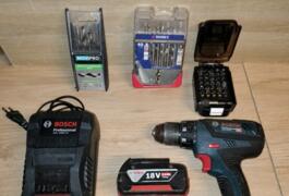 Location outil Perceuse-Visseuse Bosch GSR 18V-55 avec Batterie 18V et Chargeur Rapide  Bosch pro près de Simiane-Collongue