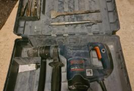 Location outil Marteau Piqueur BOSCH - SDS-plus GSH 3 E Professional - 650 W  Bosch pro près de Simiane-Collongue